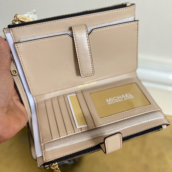 MK Double Zipper Wallet - Picture 7 of 10